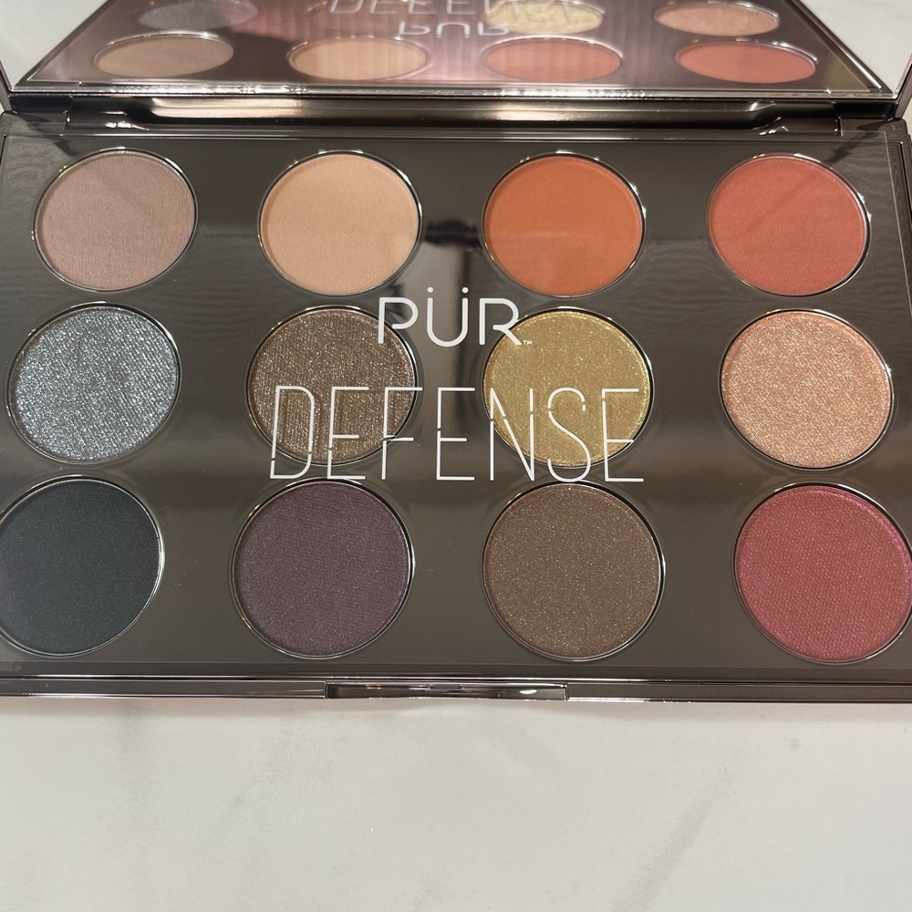 PUR Cosmetics Defense Anti-Pollution Eyeshadow Palette - New in Box